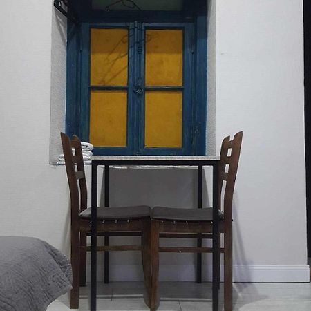 Nino'S Apartment In The Center Of Tbilisi Exterior photo