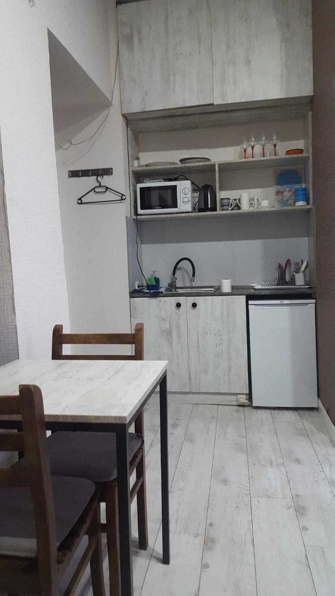 Nino'S Apartment In The Center Of Tbilisi Exterior photo